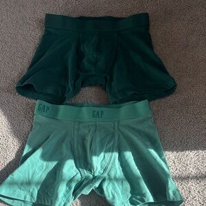 GAP Men's Dark and Light Green Boxer Briefs - 2 Pack